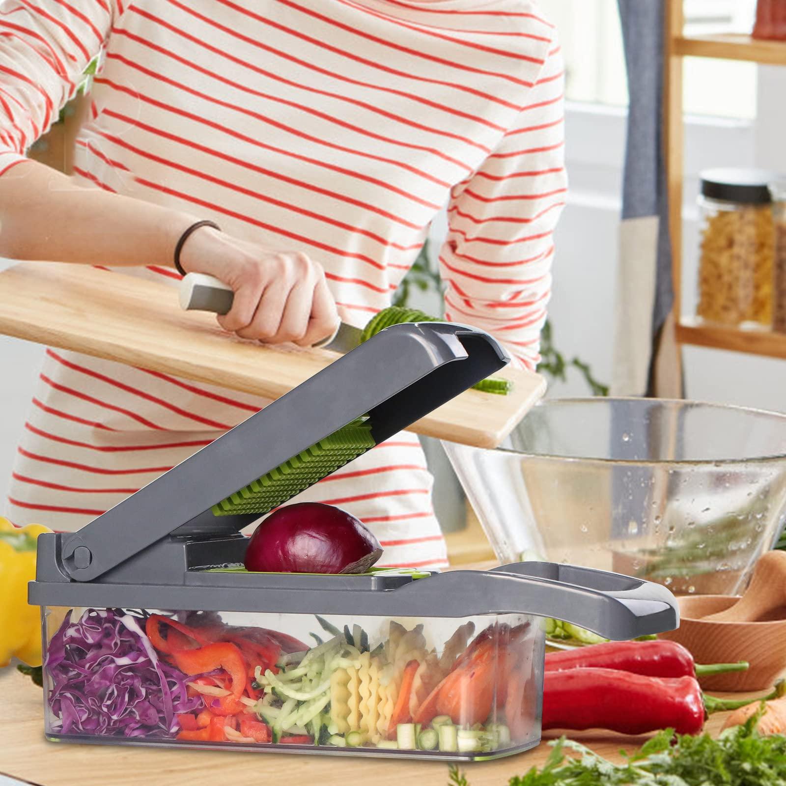 12 IN 1 MULTIFUNCTIONAL VEGETABLE CUTTER