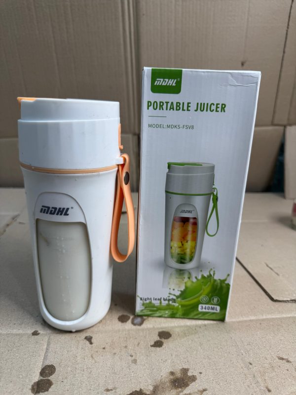 Usb Rechargeable Juicer Blender- 8 Blades