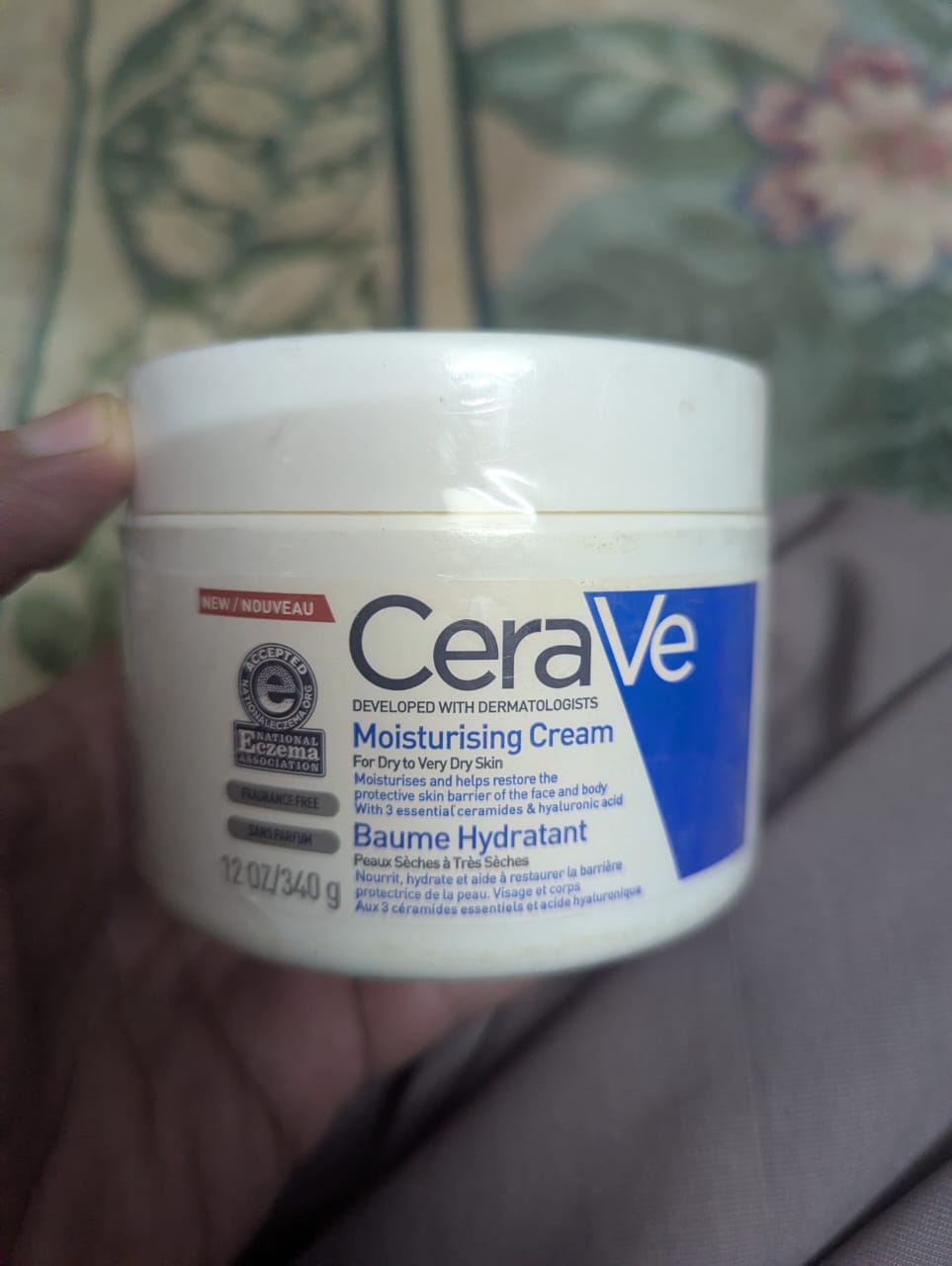 CeraVe Moisturizing Cream | Face & Body Hydration for Dry to Very Dry Skin