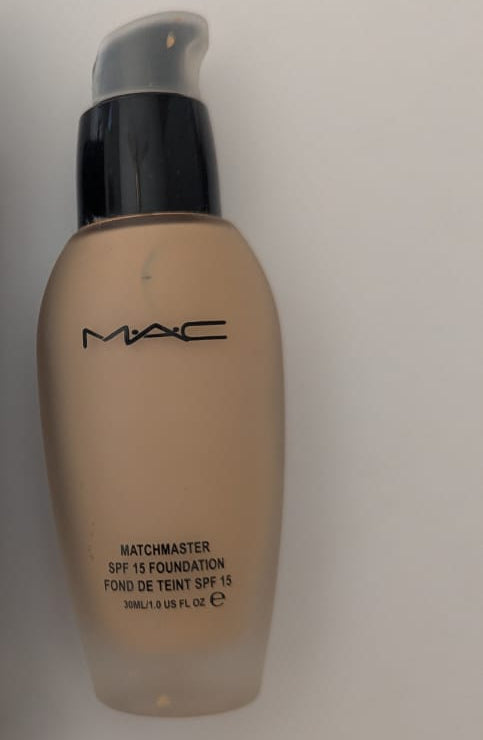 MAC Matchmaster SPF 15 Foundation – Shade NC25