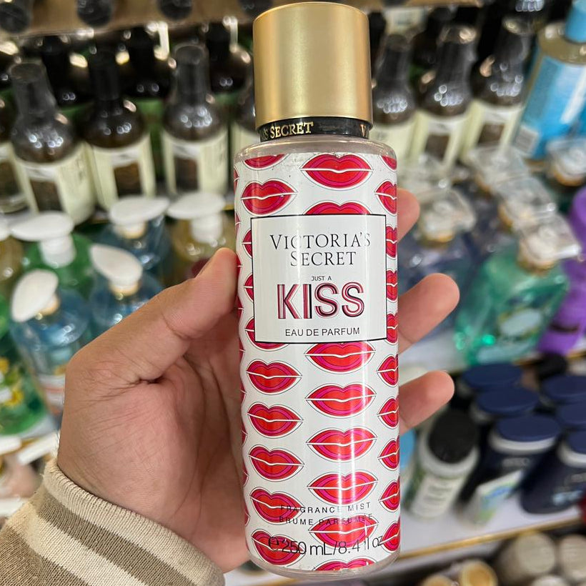 Victoria's Secret Just A Kiss Eau De Parfum