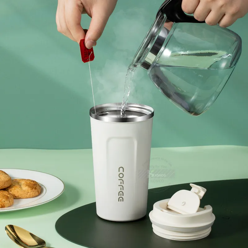 SMART HEAT-SENSING COFFEE MUG