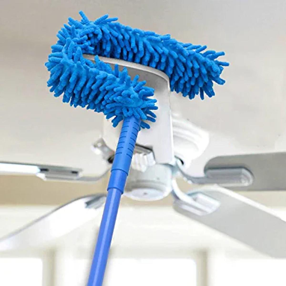 Flexible Microfiber Duster with Long Rod