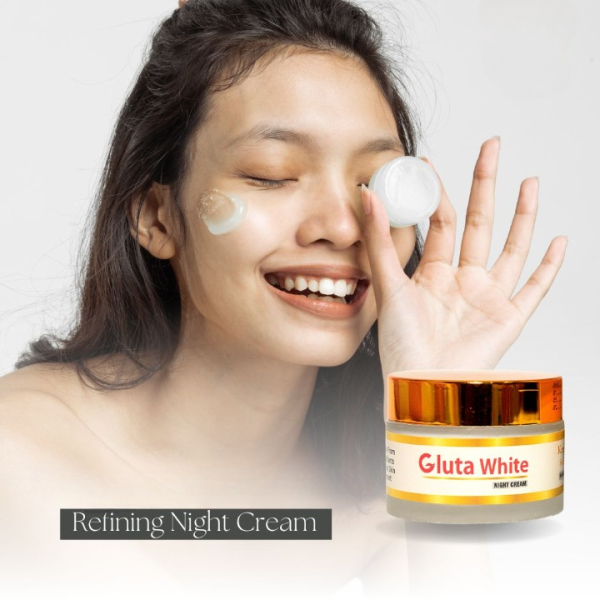 Gluta White Extreme Stronge Light up And Anti-Aging Night Cream